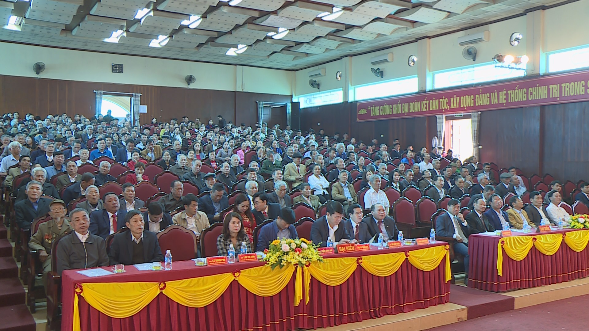 Đảng bộ Thị trấn Cẩm Xuyên kỷ niệm 90 năm ngày thành lập Đảng cộng sản Việt Nam