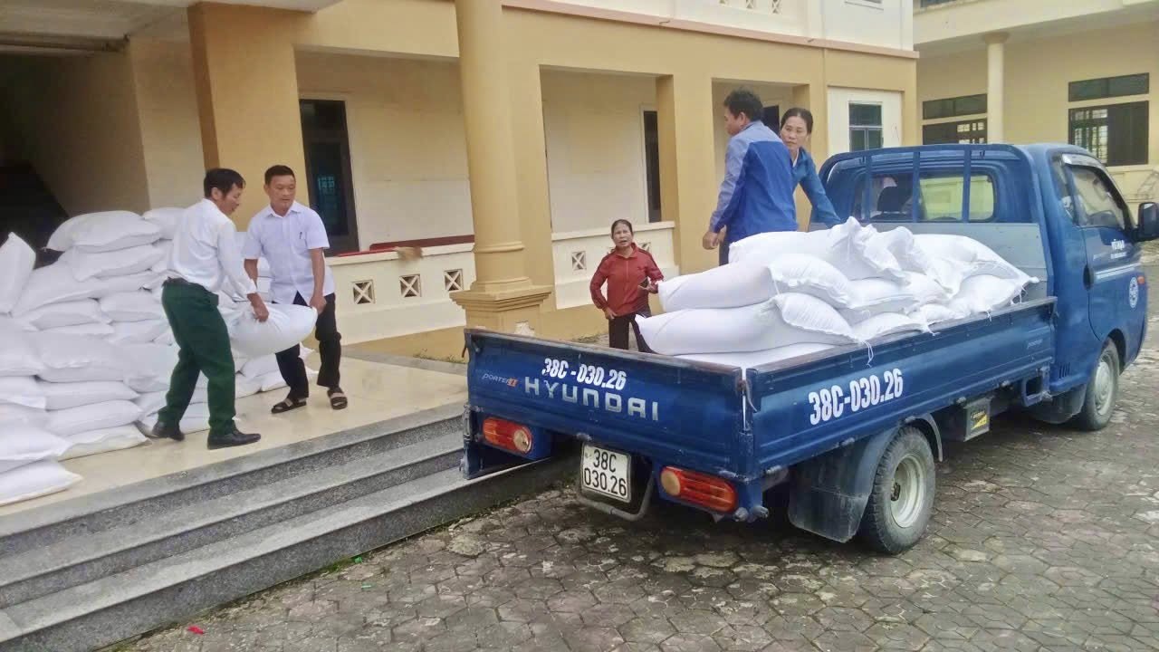 Lan tỏa yêu thương – đón tết ấm áp 