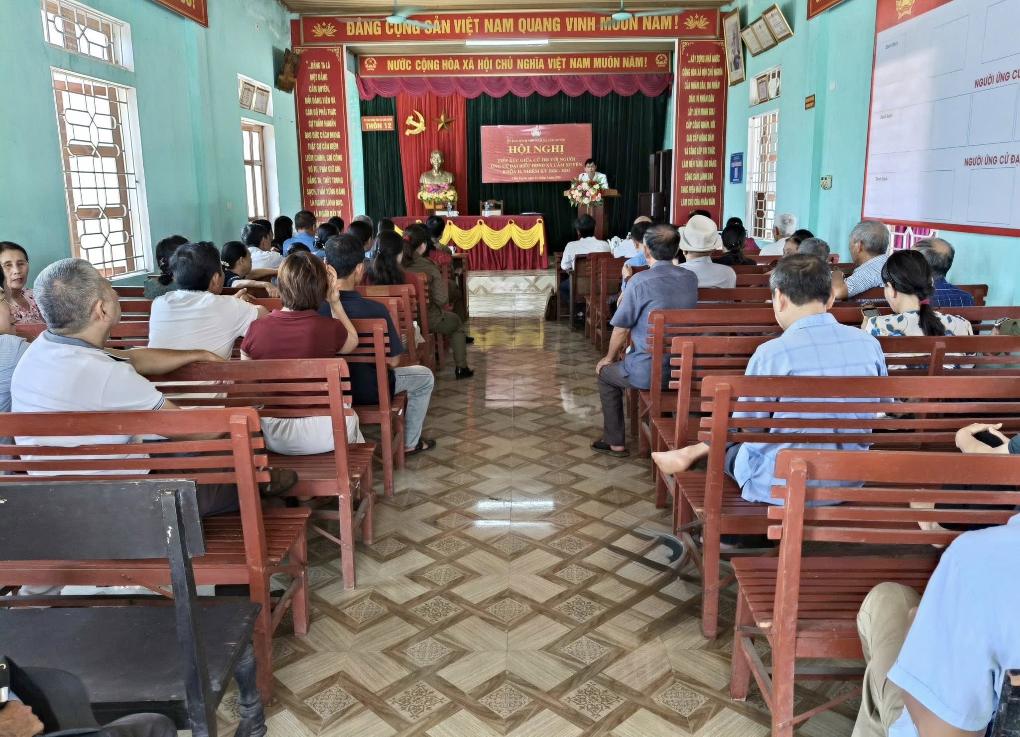 Hội nghị tiếp xúc cử tri với những người ứng cử Đại biểu HĐND xã Cẩm Xuyên nhiệm kỳ 2026 - 2031 tại đơn vị bầu cử số 6.