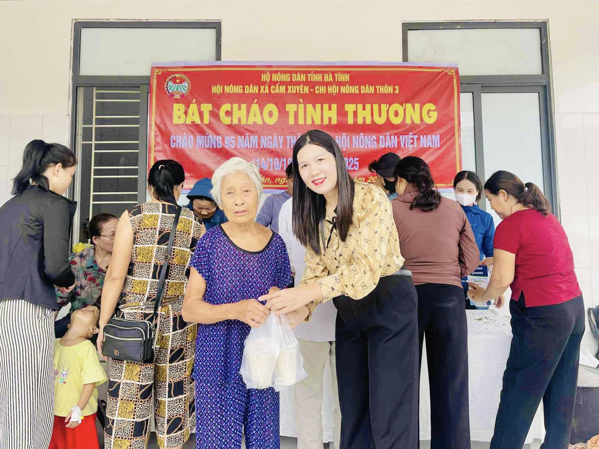 	Phát cháo tình thương – lan tỏa yêu thương nhân dịp Kỷ niệm 95 năm Ngày thành lập Hội Nông dân Việt Nam