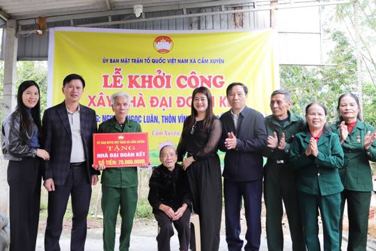 Cẩm Xuyên: Khởi công xây dựng nhà tình nghĩa cho hộ Cựu TNXP có hoàn cảnh khó khăn. 