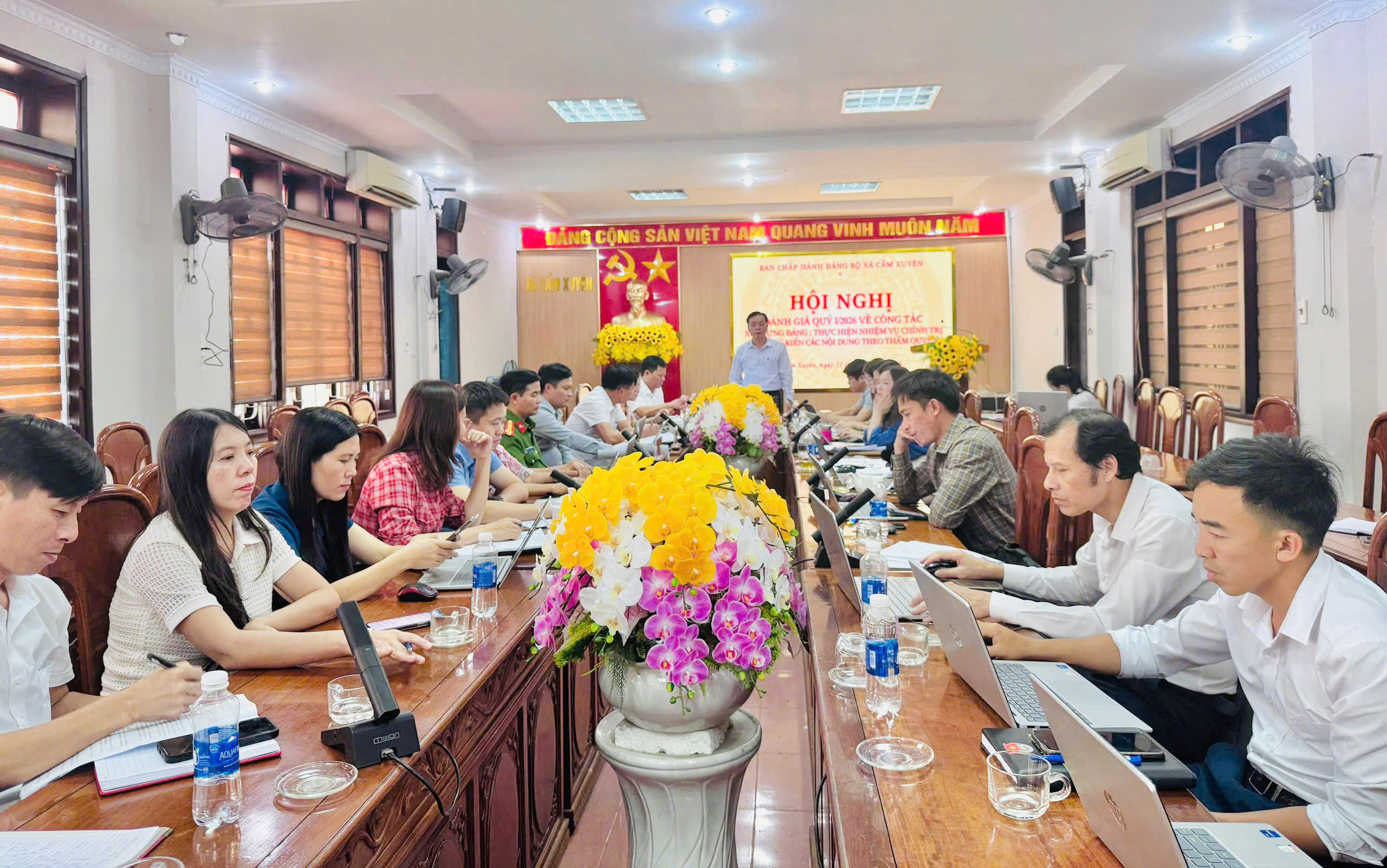 Khí thế mới – Quyết tâm cao – Hành động quyết liệt: Xã Cẩm Xuyên tổ chức Hội nghị đánh giá nhiệm vụ quý I năm 2026 