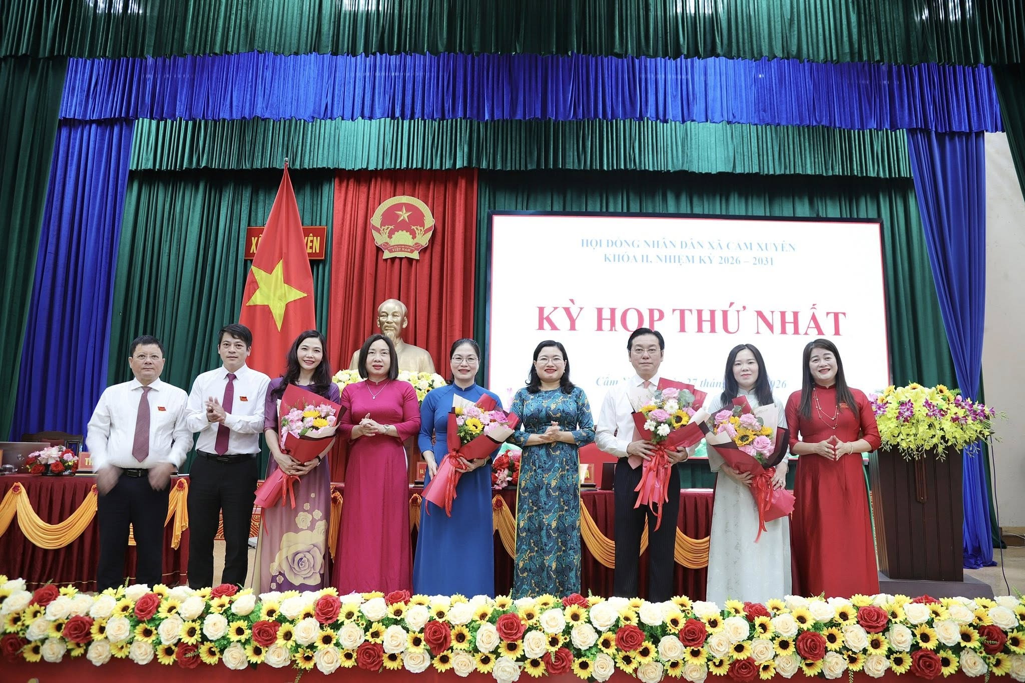 Hội đồng Nhân dân xã Cẩm Xuyên tổ chức kỳ họp thứ nhất khóa II, nhiệm kỳ 2026–2031.