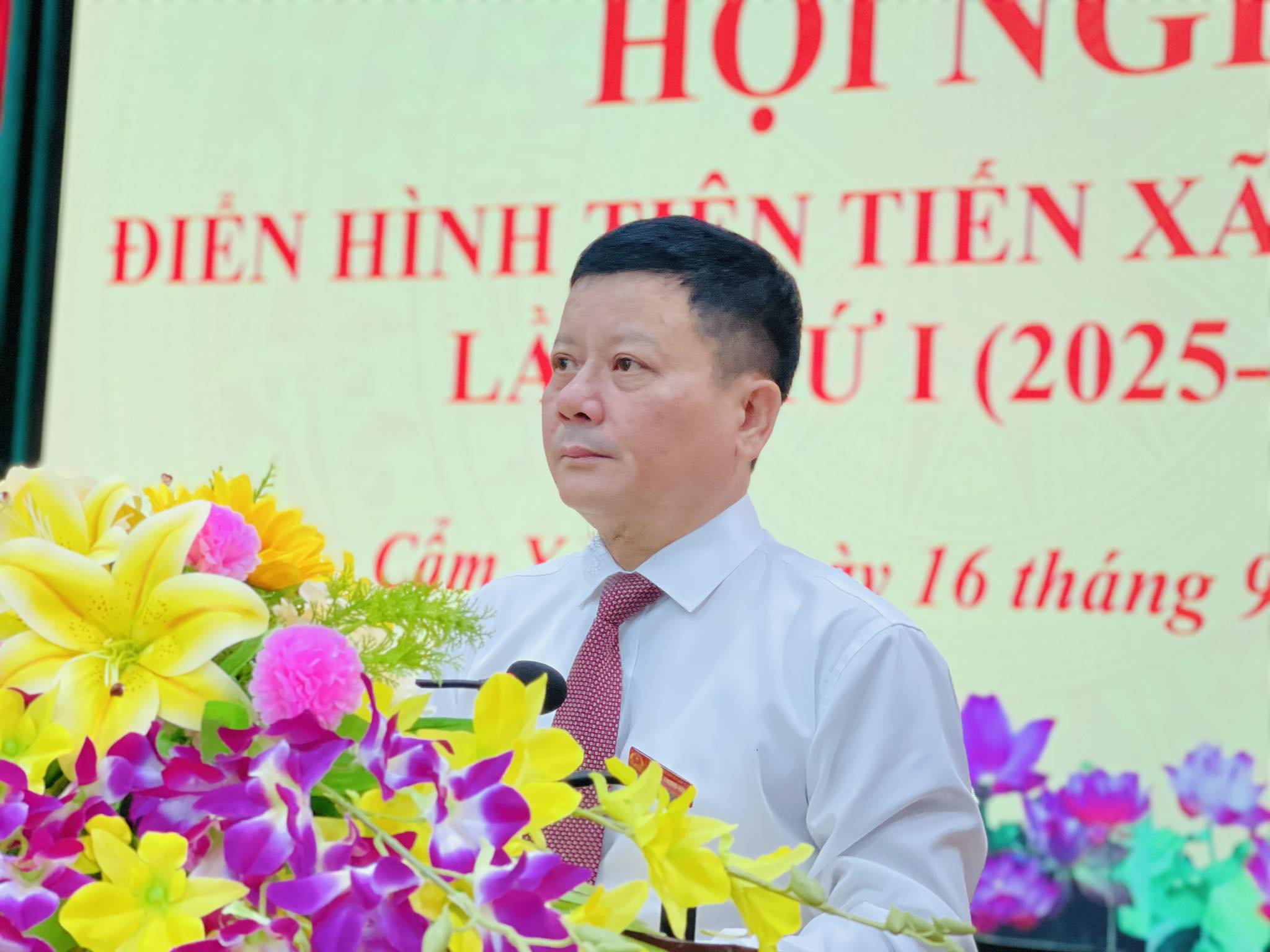 Đồng ch&iacute; Phan Trọng B&igrave;nh - Ph&oacute; b&iacute; thư, Chủ Tịch UBND x&atilde;