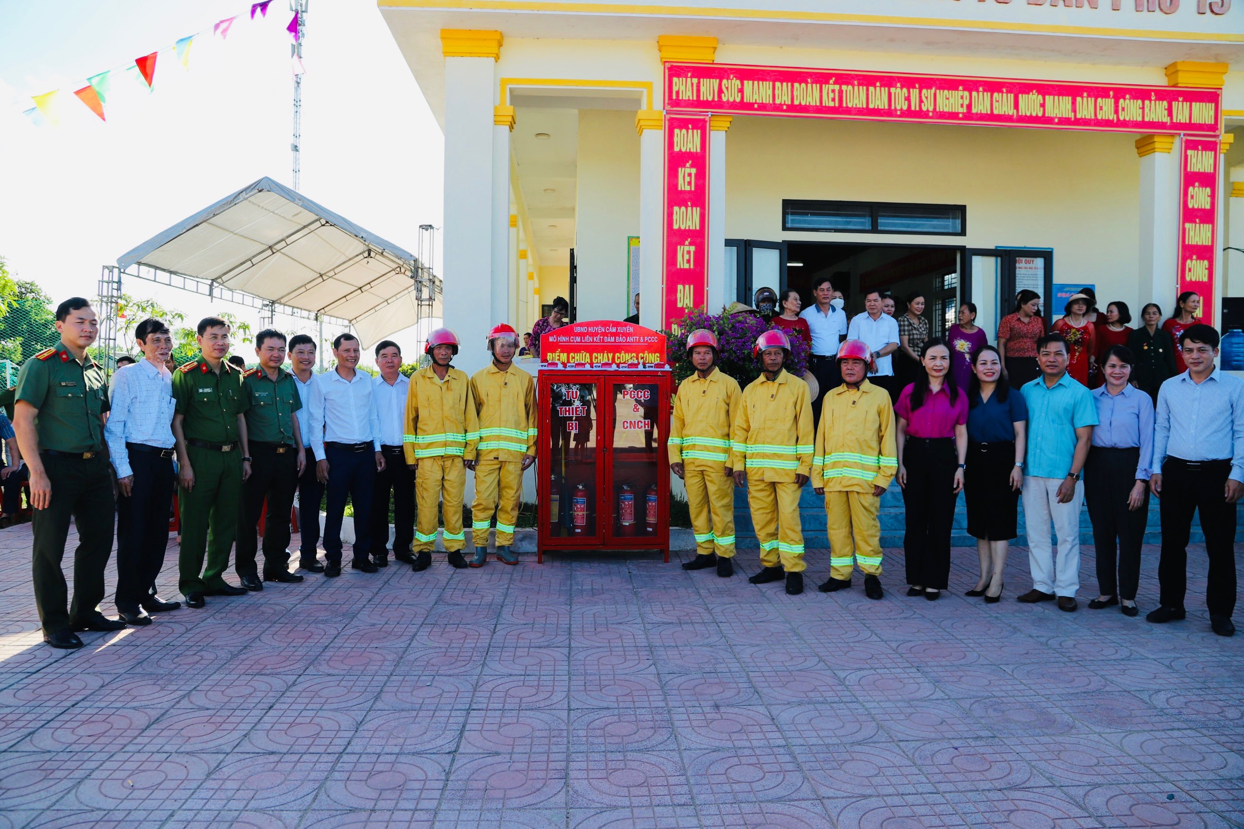 a. ngày Hội TD bảo vệ an NTQ00