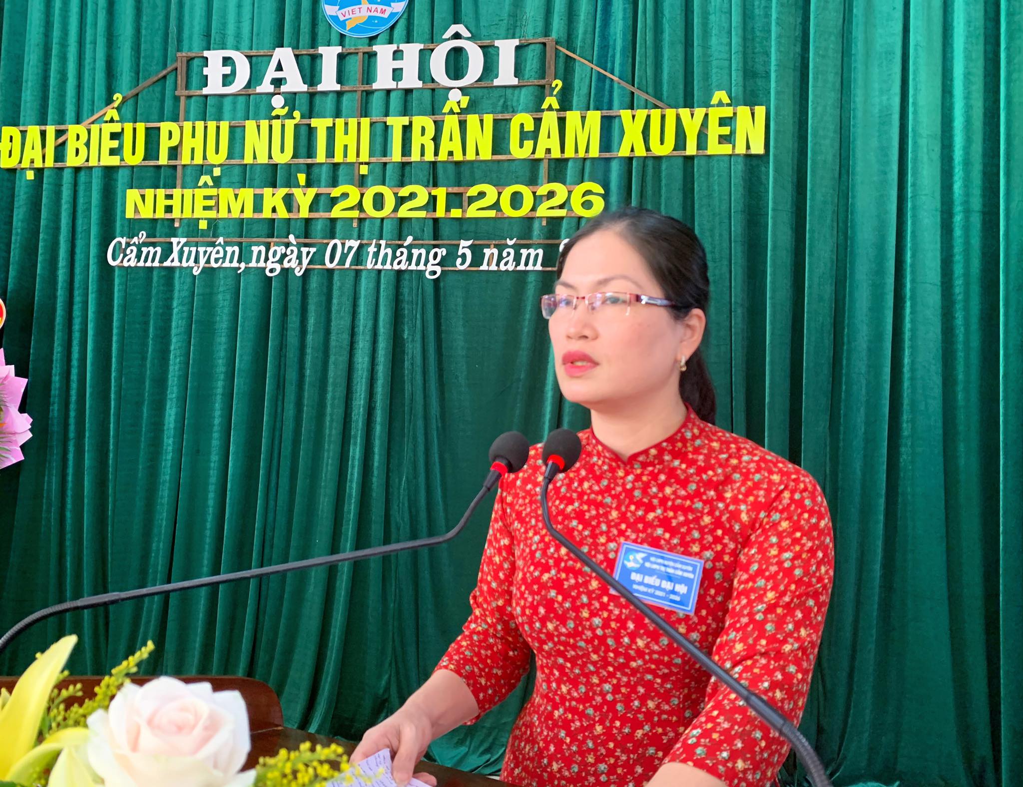 Phu nu cam xuyen5